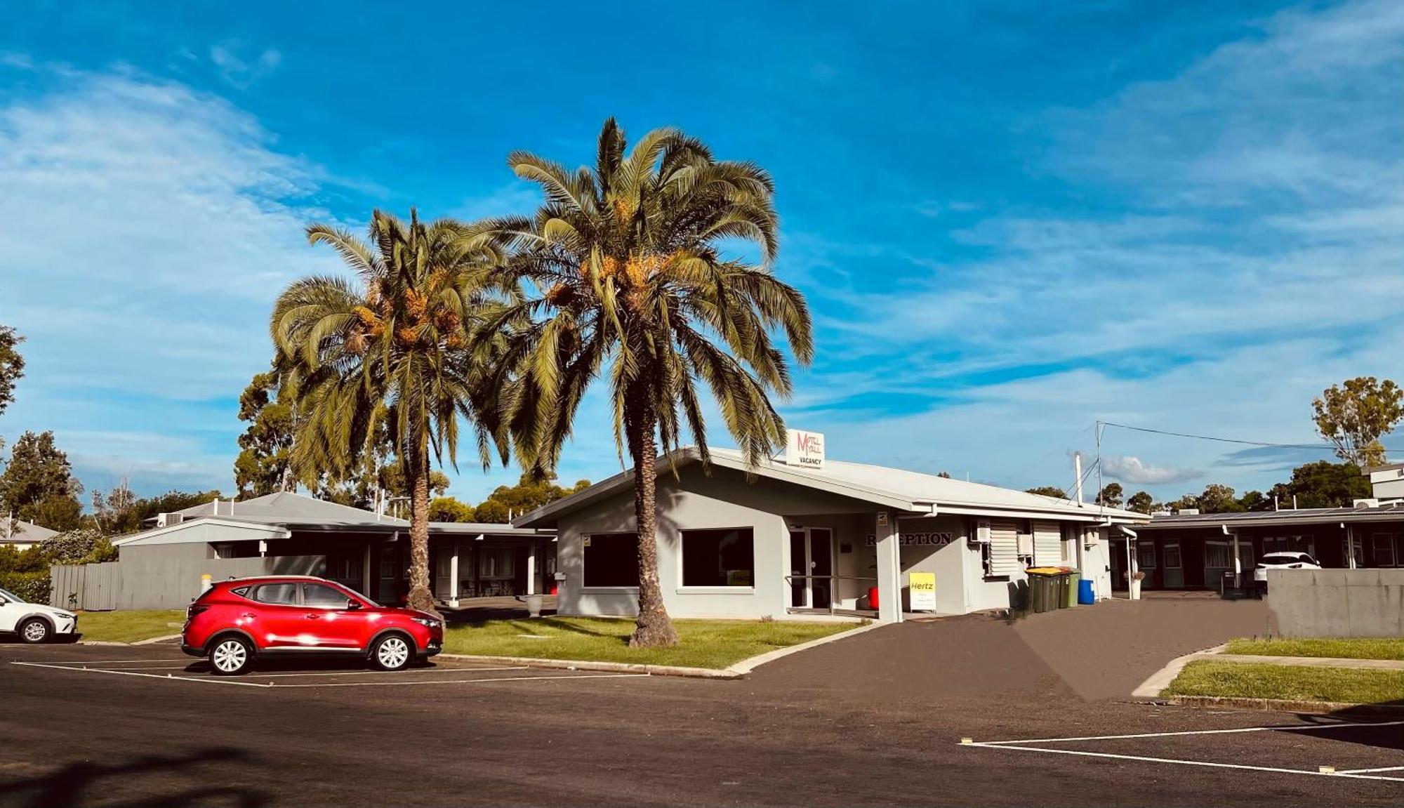 Motel Myall Dalby Bagian luar foto