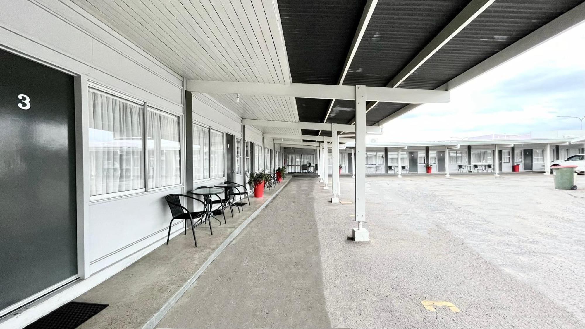 Motel Myall Dalby Bagian luar foto
